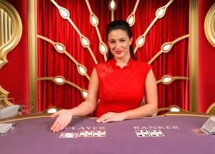 Salon Privé Baccarat F